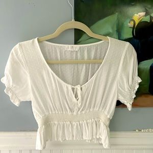 Little white babydoll top with tie